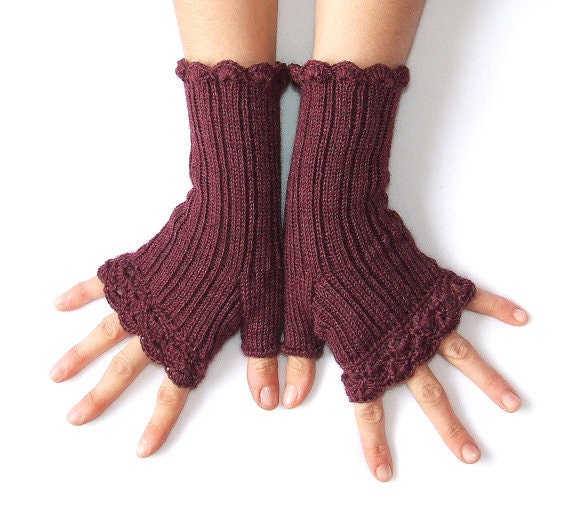 Woman Fingerless Gloves " Lacy Style" - Wine red - Burgundy