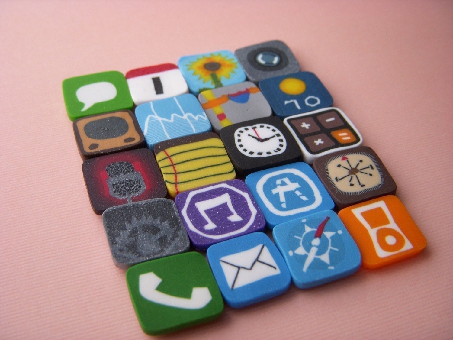 Set of iPhone magnets
