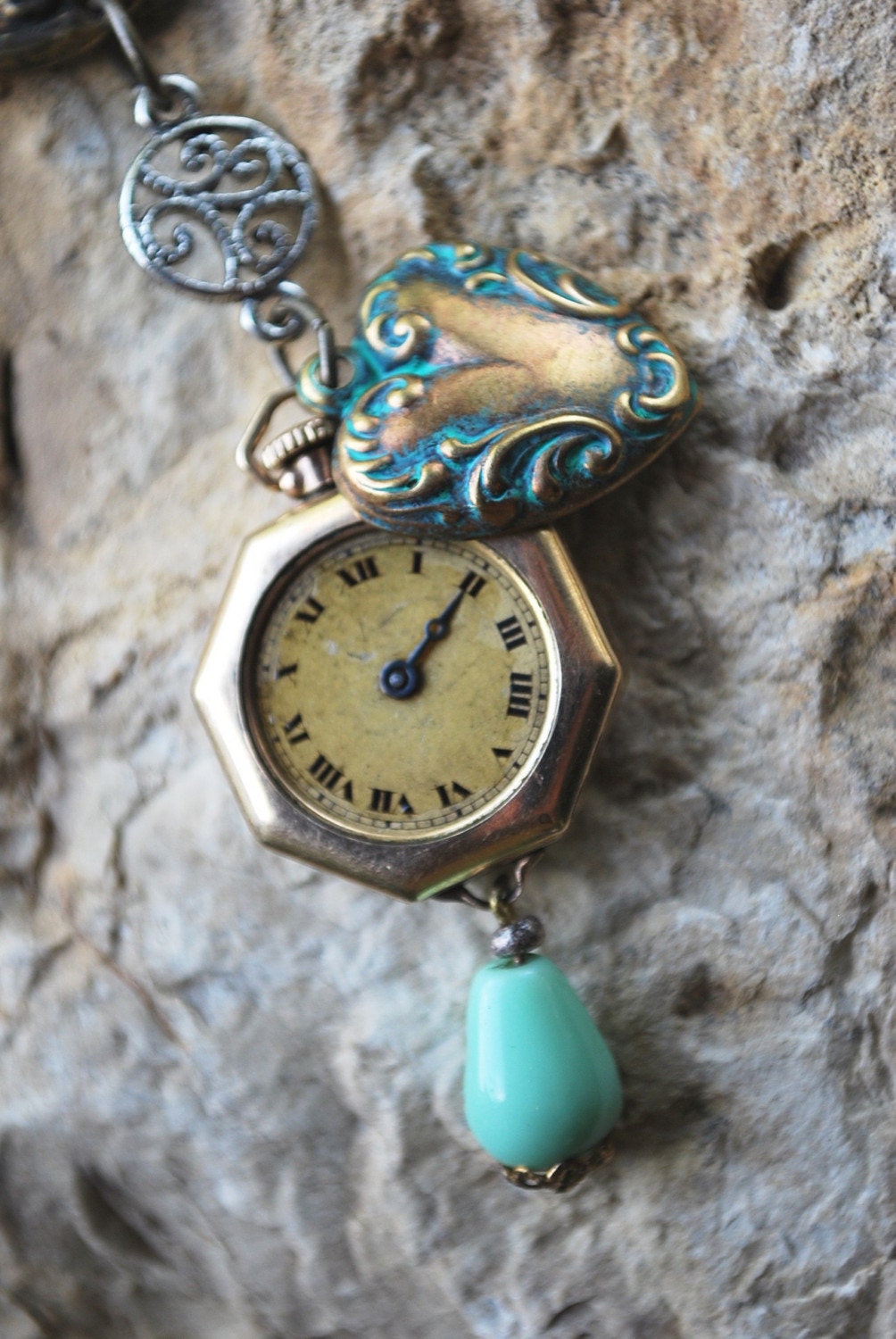 Steampunk Necklace // Elegant // Vintage Gold Watch Case Keyhole Pendant - Great for Valentines Day - Mothers Day - Anniversaries