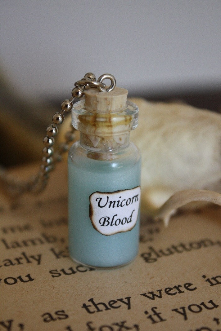 Harry Potter Potion - Unicorn Blood Vial Necklace