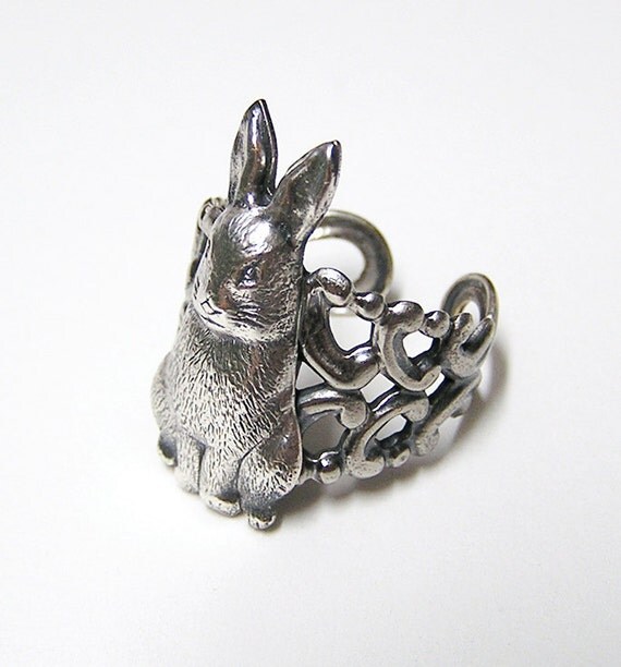 SNOW BUNNY Ring, cute and adorable