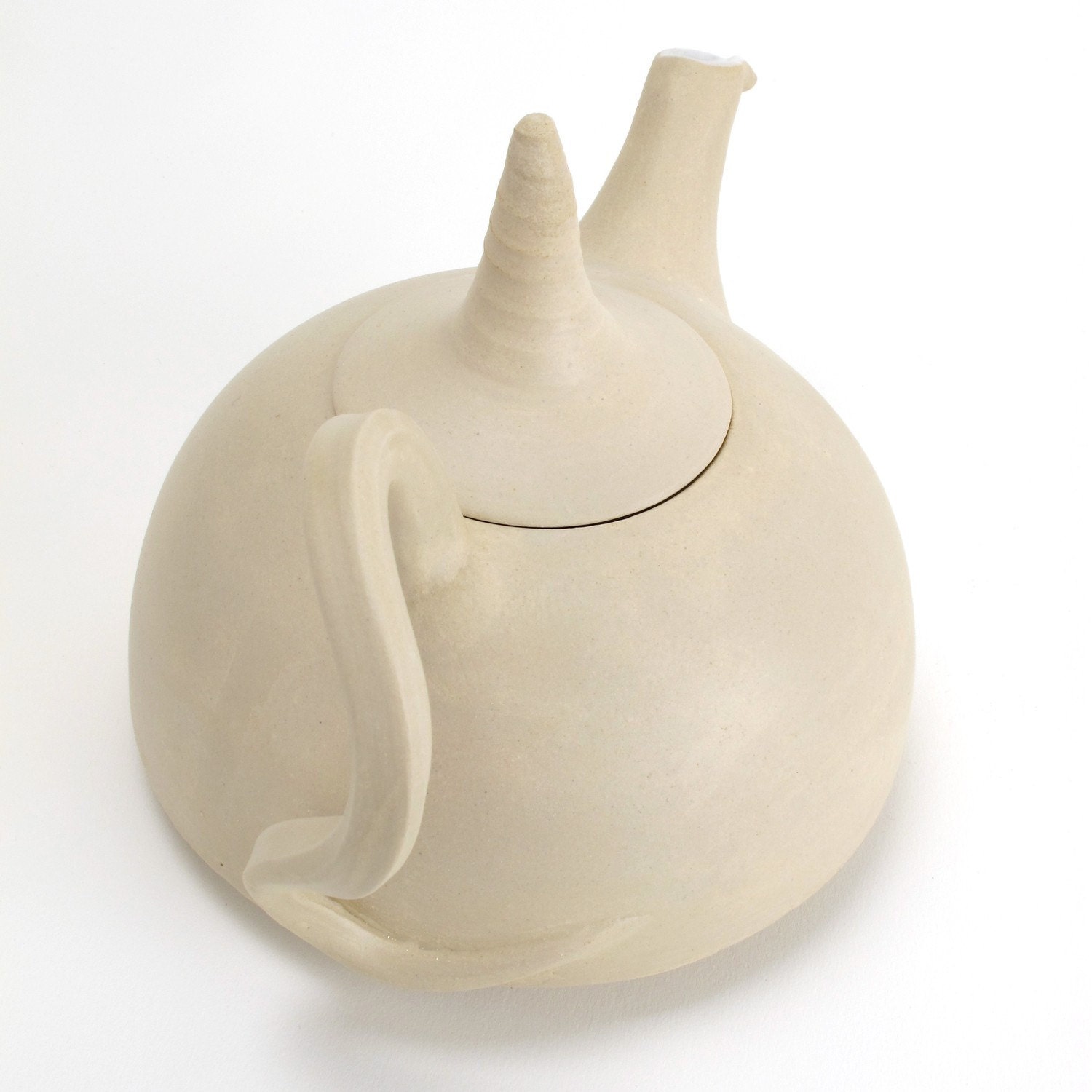 MADE TO ORDER: a wOnderful teapot in the series of the poetry of daily use