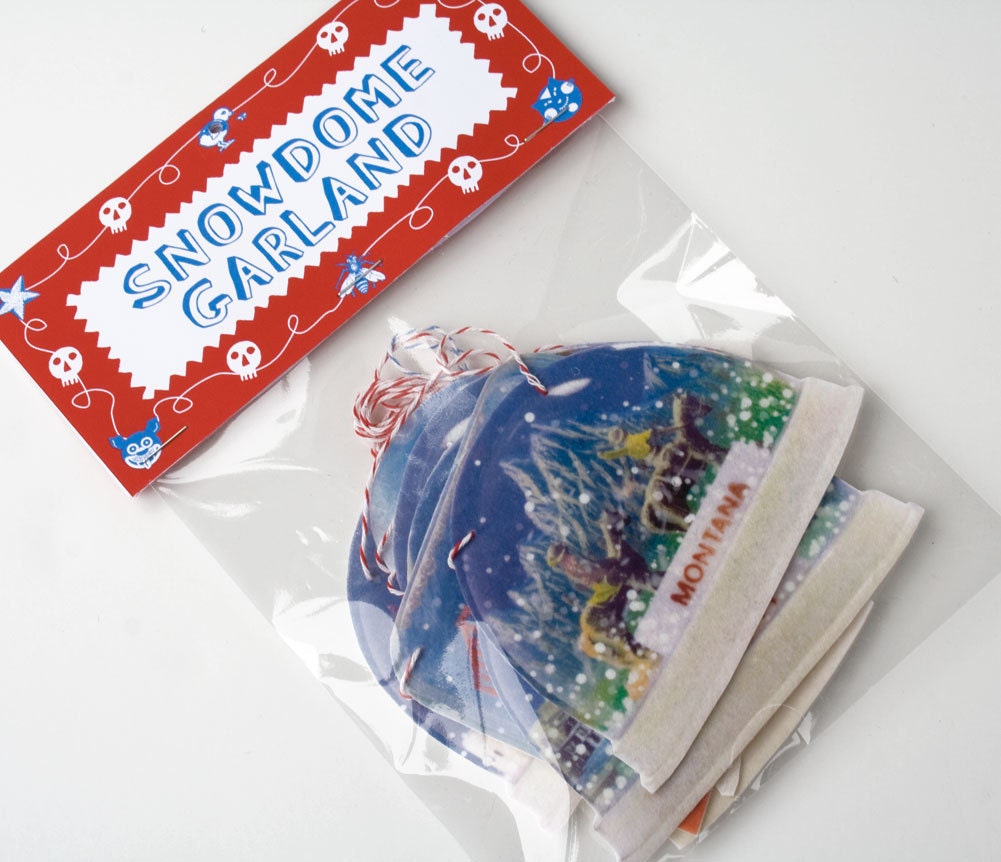 Retro Snow Dome Garland - photorealistic