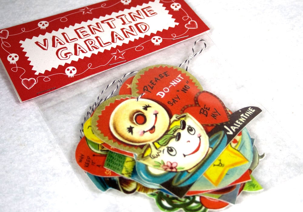 Vintage Valentine Card Garland