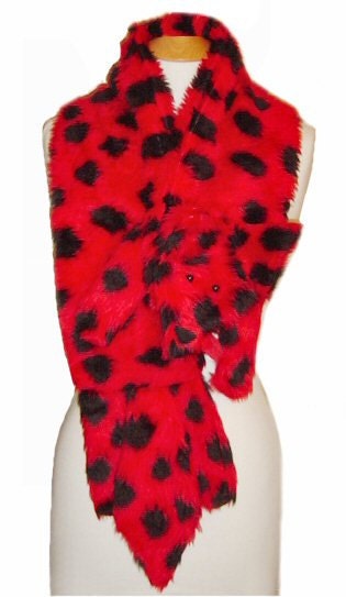 Plush Fun Fox Stole red & black ladybug spot faux fur animal scarf