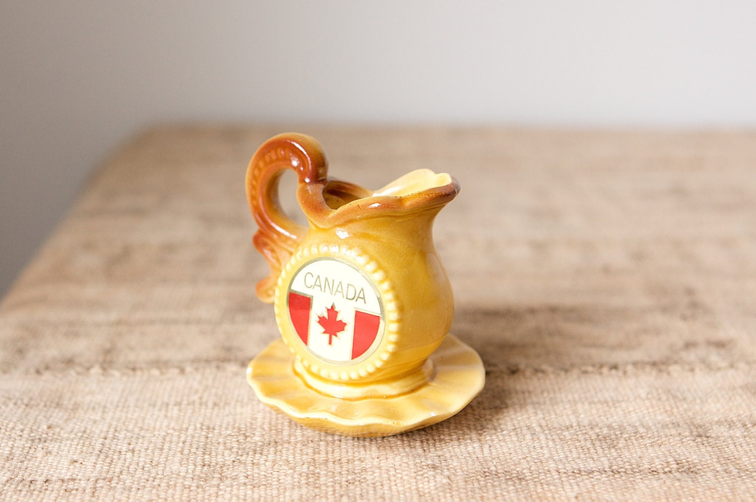 Vintage Souvenir Toothpick Holder-Canada Kitsch