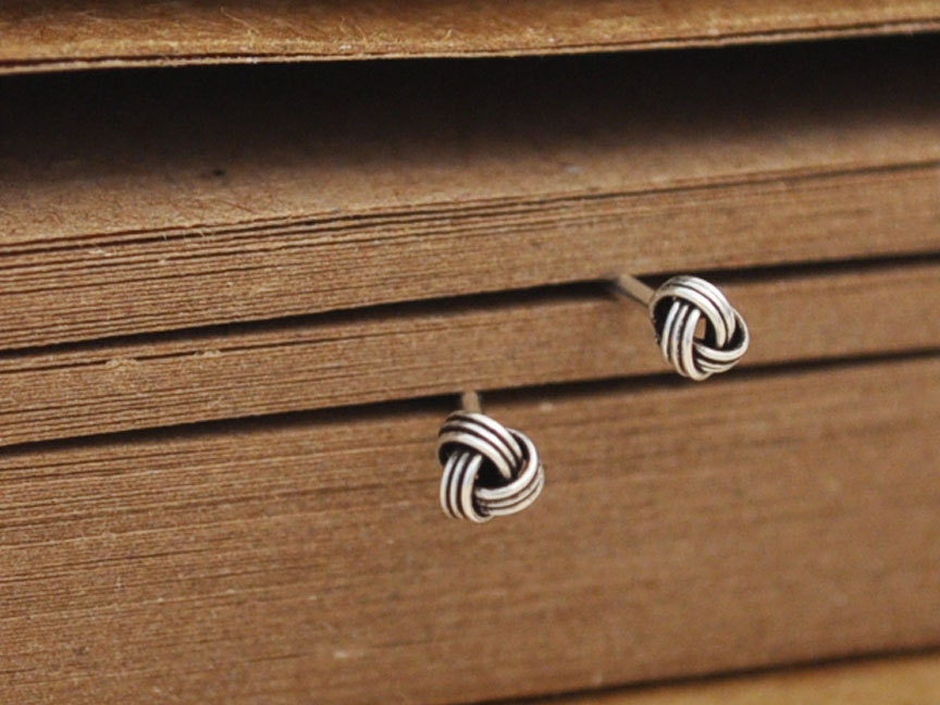 TINY KNOT EARRINGS, small eternal knot sterling silver stud earrings