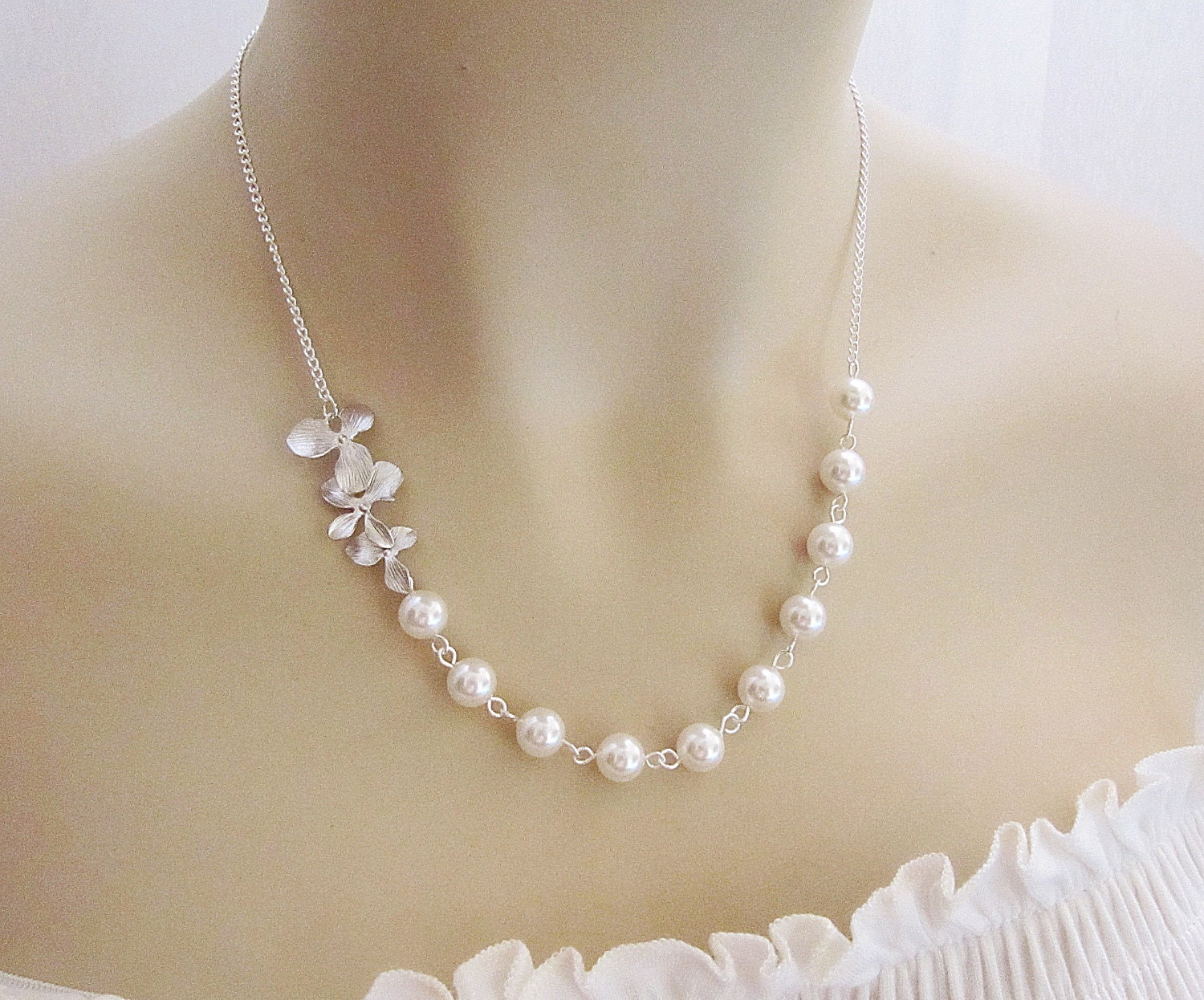 SET of 4 Wedding Jewelry Bridesmaid Necklace Matte rodium finish Orchid Trio Flower charm and Crystal White Swarovski Pearls Bridal Necklac