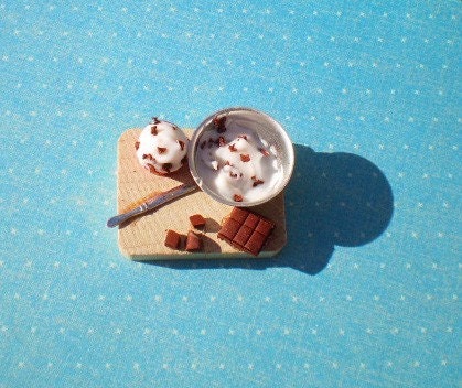 Chocolate Chip Cupcake Preparation Board Miniature Scale 1/12