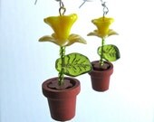 Daffodil flower earrings in pot, yellow beaded flower, potted plant