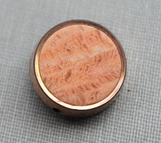 Gorgeous Victorian Polished Agate Collar Pin