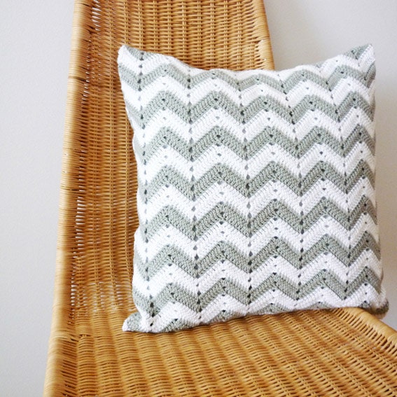 Chevron Pattern Crochet Pillow Gray White
