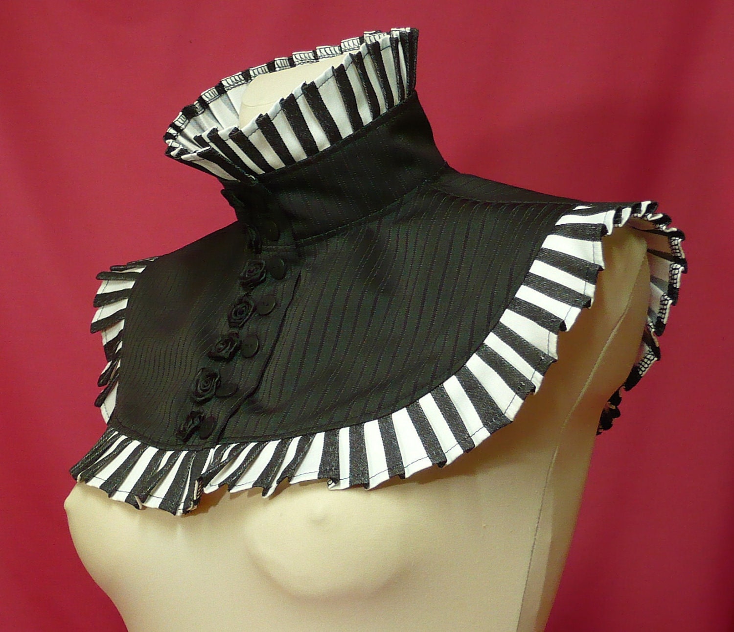 Gothic Version Of Arlequin, Victorian Neck Ruff for Carnival, Black White Collar,Halloween, Neck Piece Baroque and Commedia Dell Arte
