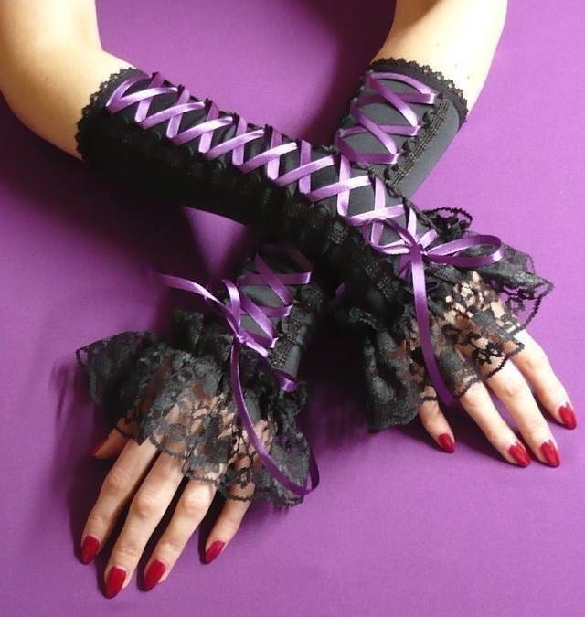 gothic gloves