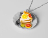 Stellacake necklace