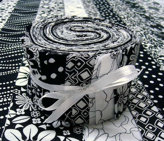 Black and White Jelly Roll Quilt Fabric Strips by SEWFUNQUILTS