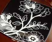 Contemporary Black and White Floral Dessert Plate and Crystal Pedestal No. 056 (8 x 3-1/2 inches)