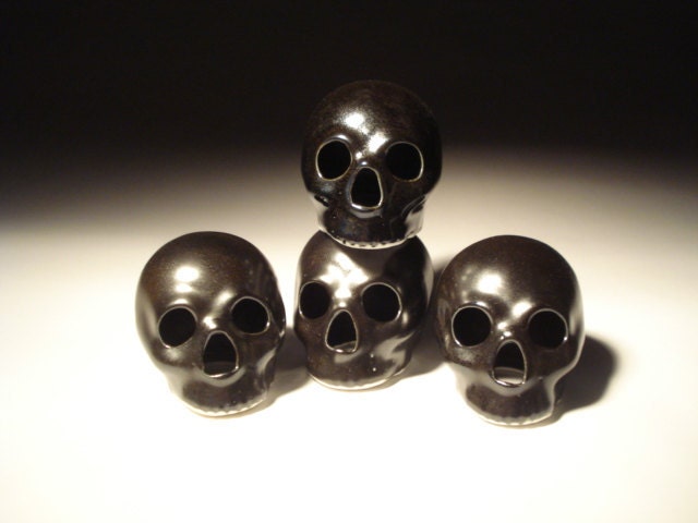 Semi Gloss Black Metallic Skull