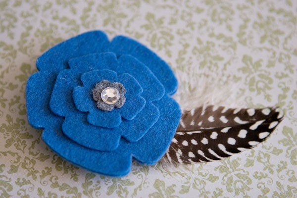 Blue felt flower w/feathers hair clip
