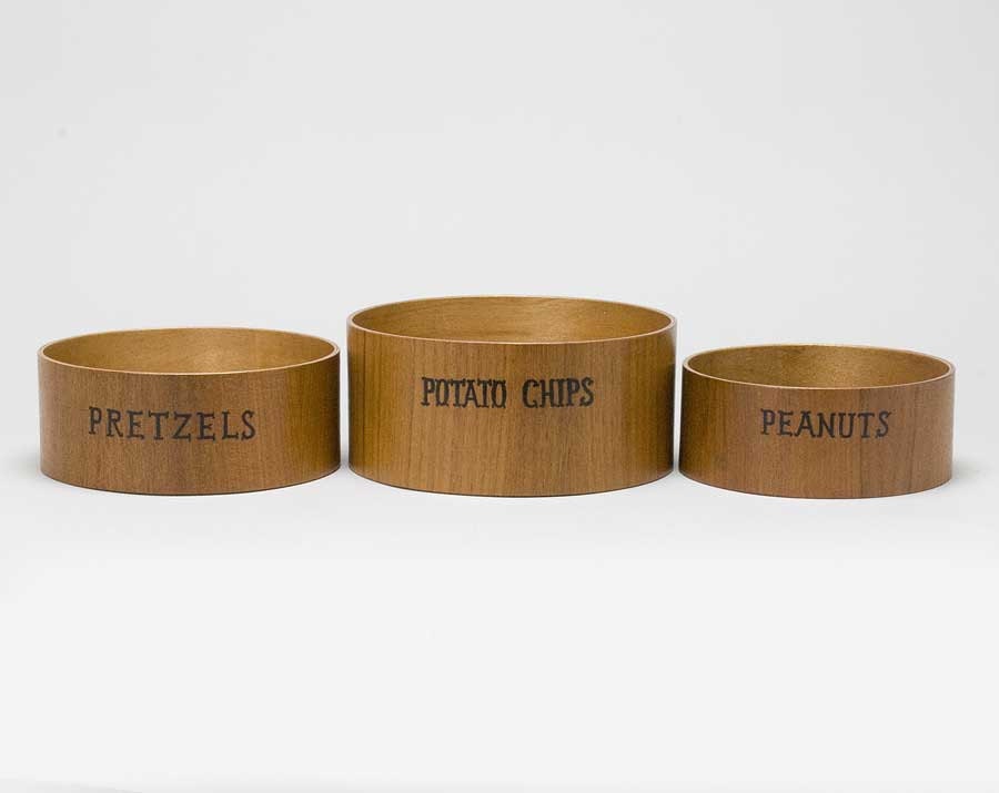 Vintage Woodtone Snack bowl nesting set