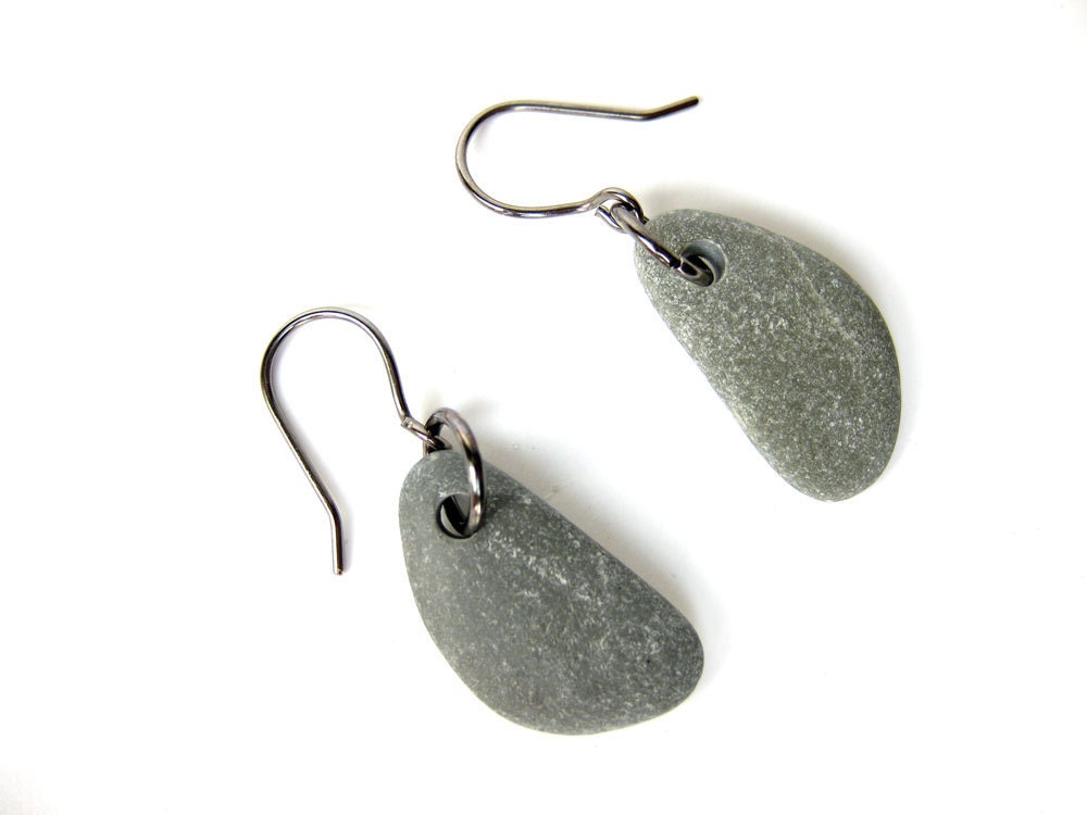 River rock jewelry - natural earrings - Grey and Gunmetal Pebble Earrings - 514