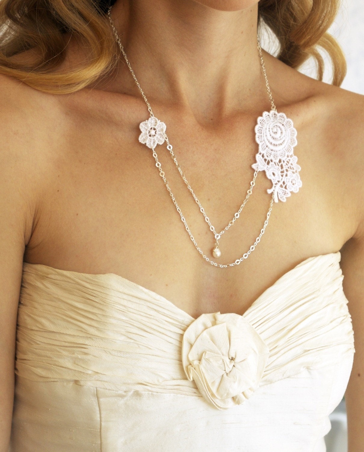 Tiny pearl -White floral Lace necklace -  ready to ship