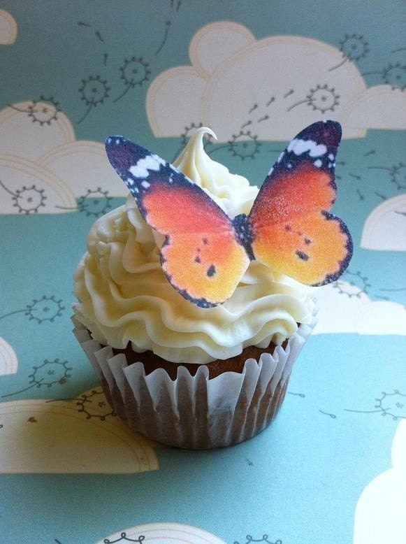EDIBLE Butterflies The Original - Large Orange Monarch - Cake & Cupcake toppers - PRECUT and Ready to Use
