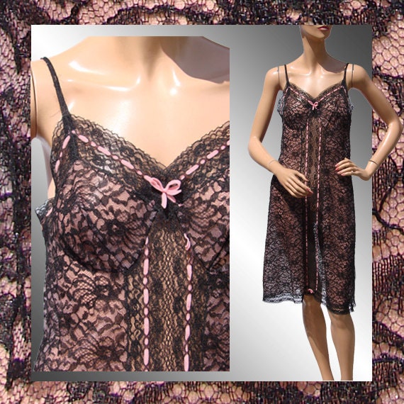 Vintage 1950s Black Lace Slip //  Pink and Black // Size 42 M / L - VintageFanAttic