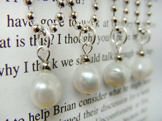 Single Pearl Bridesmaid Necklace - Pearl Bridal Wedding Jewelry - Affordable Pearls