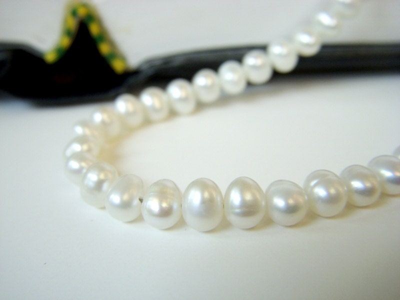 CUSTOM for AMANDA Petite White Freshwater Pearl Necklace 16 inch Bridesmaid Jewelry