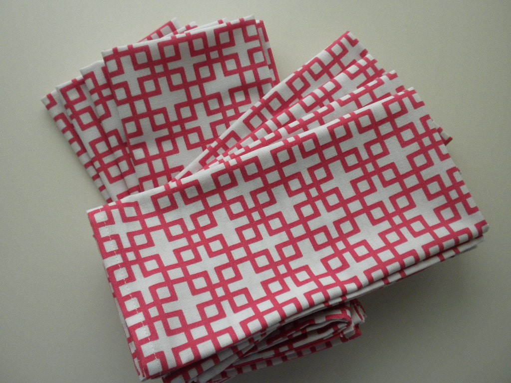 8 Lipstick Pink Geometric Print Cotton Napkins