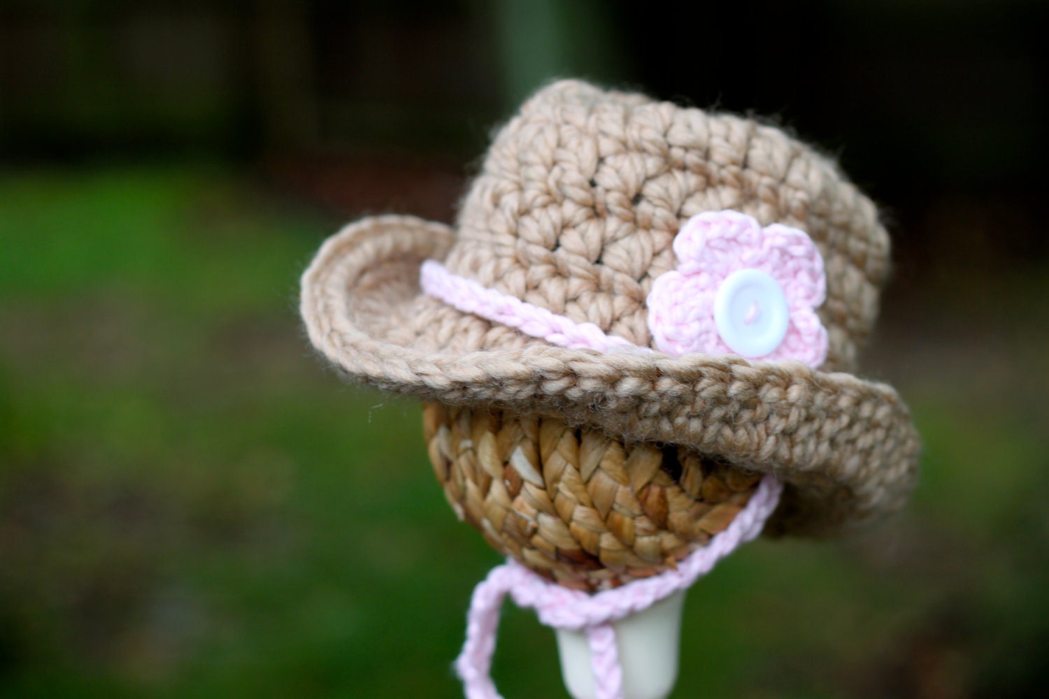 Crochet Baby Cowgirl Hat - Photography Prop - Baby Girl Hat - Size Newborn