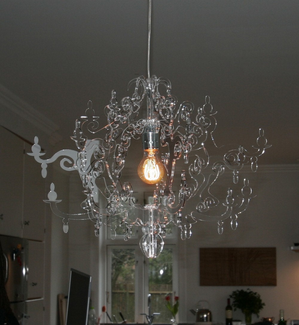 Claire de Lune Chandelier Acrylic Deluxe (7 arms) Clear