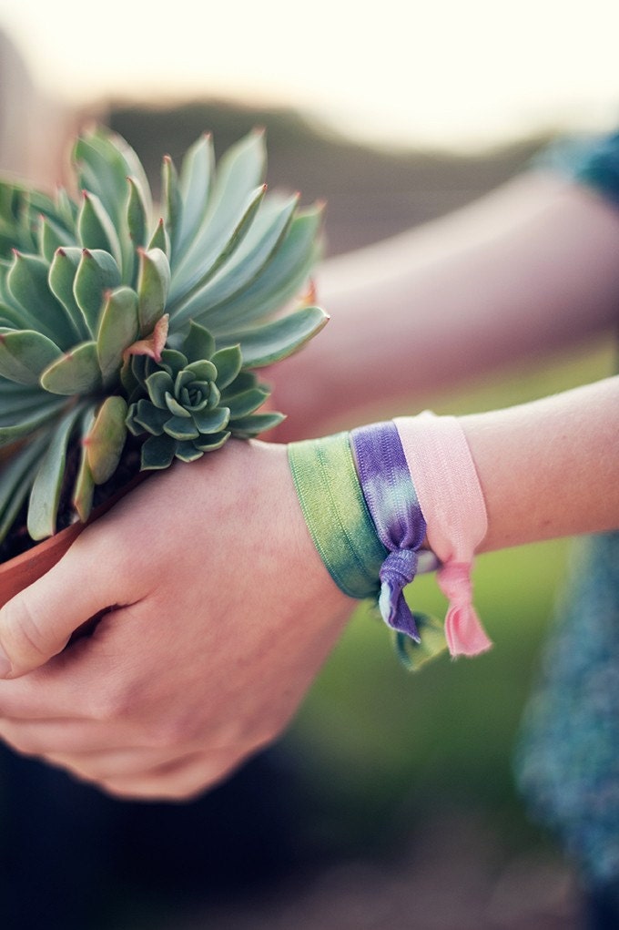 20 Elastic Tie Dye Hair Ties that Double as Bracelets by Mane Message on Etsy