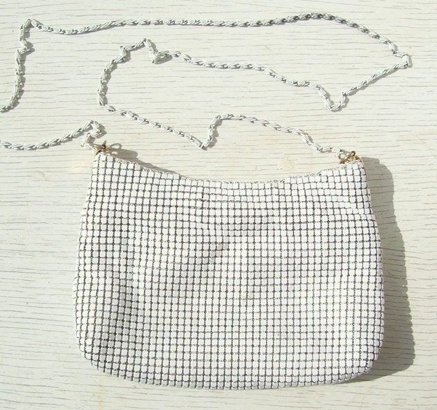 Vintage White Metal Mesh MOD Purse