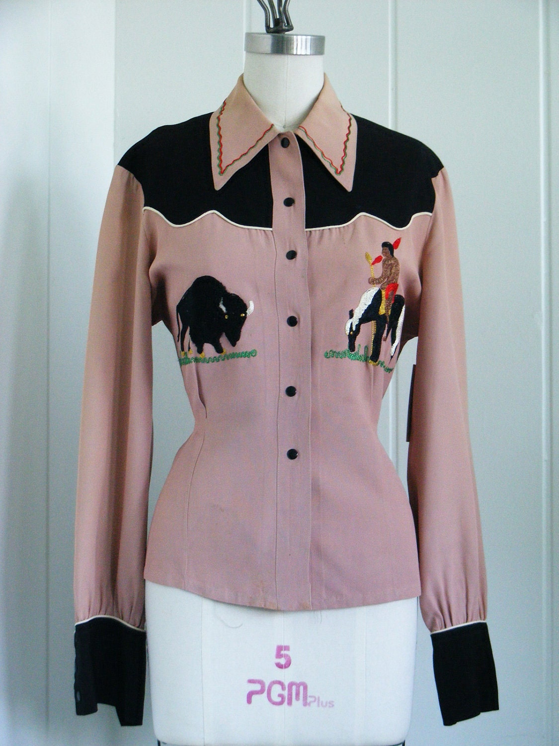 1940's Vintage Tan and Black Ranchcraft Wear Western Indian Design Blouse Shirt