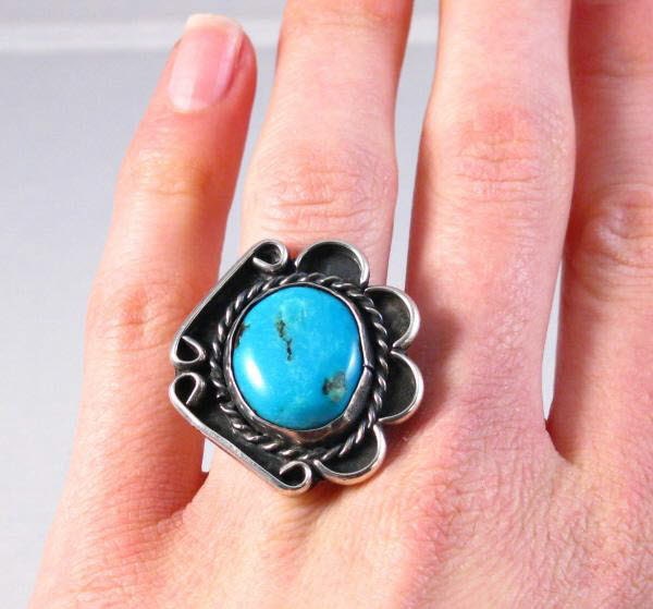 Sterling turquoise large scalloped fan ring size 6