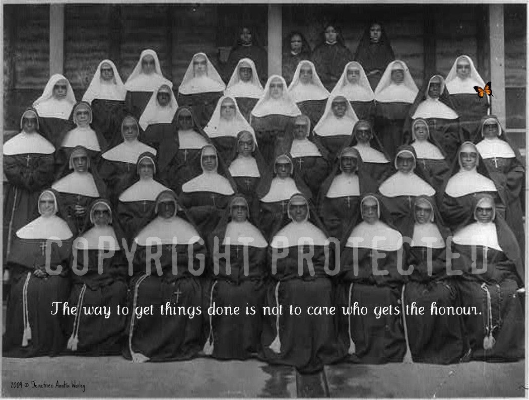 Getting Things Done, Blank Note Card, 4" x 6" -- African American Women in a Community Series, No Time for the Blues(TM)