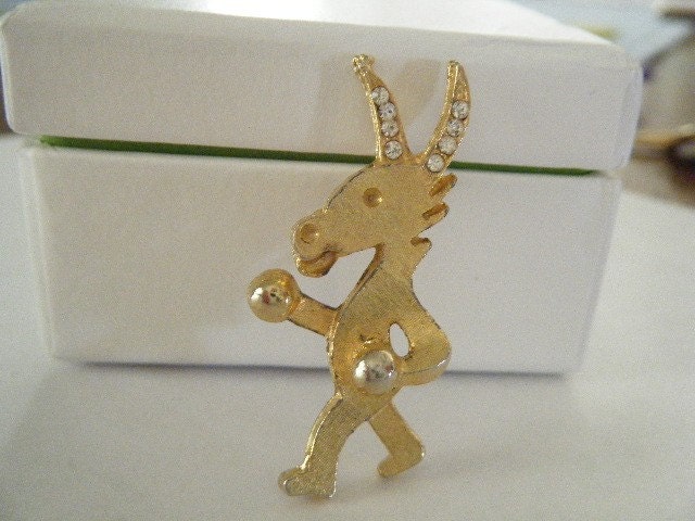 Vintage Brooch Boxing Donkey