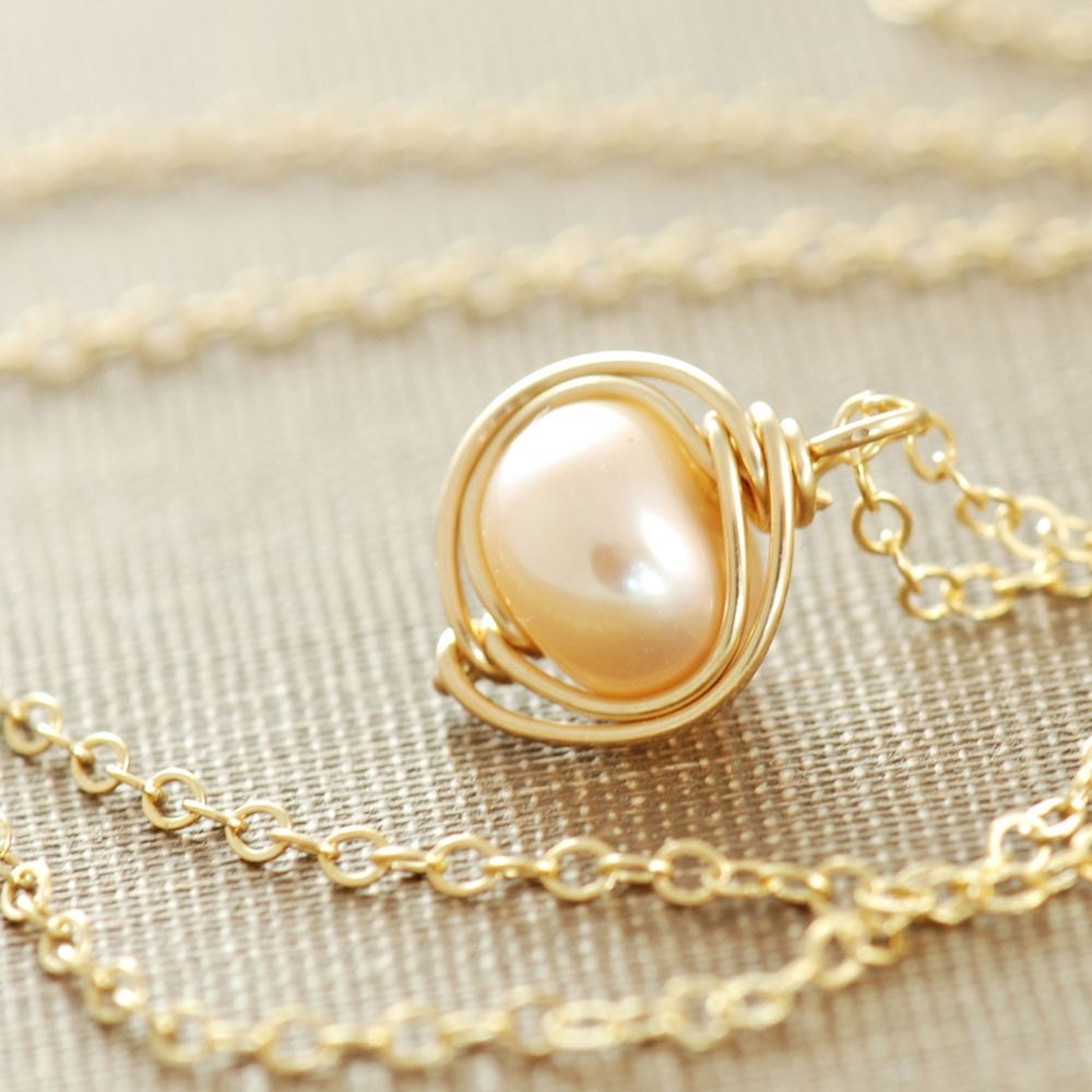 Pearl Necklace Wrapped in 14k Gold Fill, June Birthstone Jewelry, Blush Pendant Necklace Handmade, aubepine