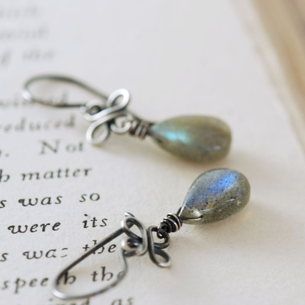 Labradorite Clover Earrings in Oxidized Sterling Silver, Gemstone Dangle Earrings, Handmade, aubepine