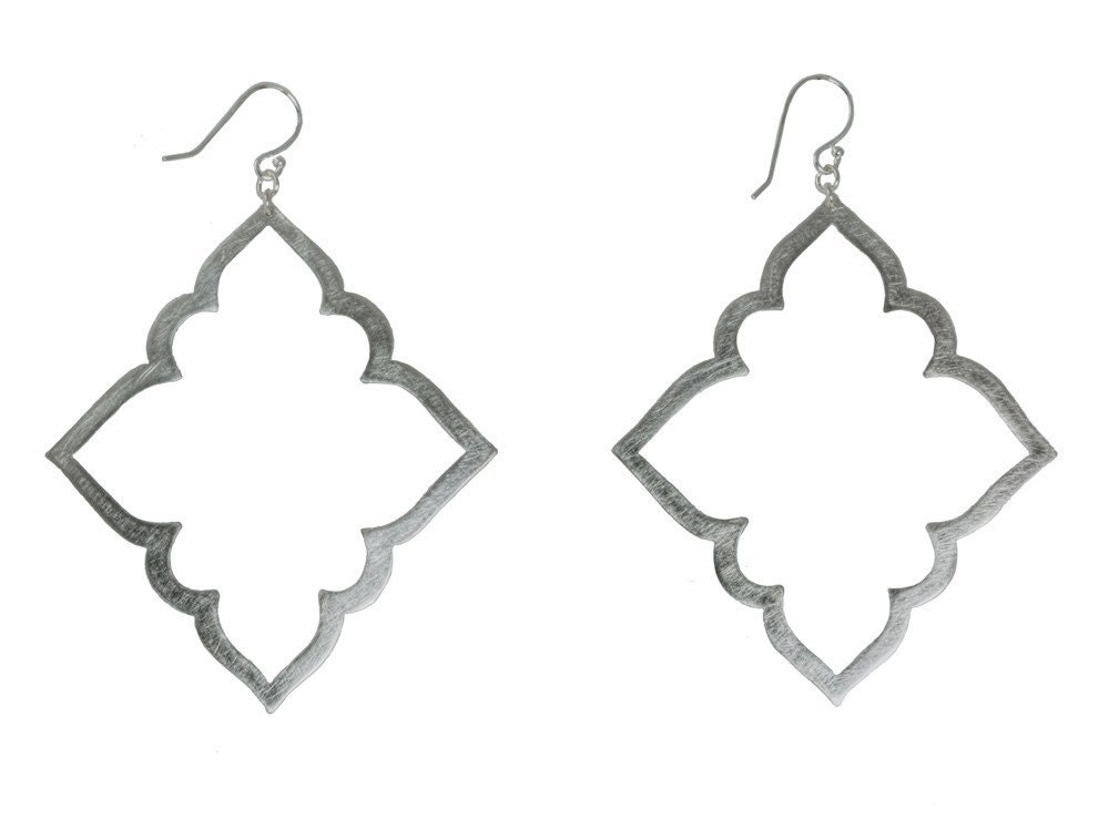 Silver Damask Lace Outline Dangle Earring