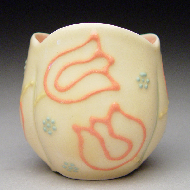 Tulip Wine Tumbler in Yellow