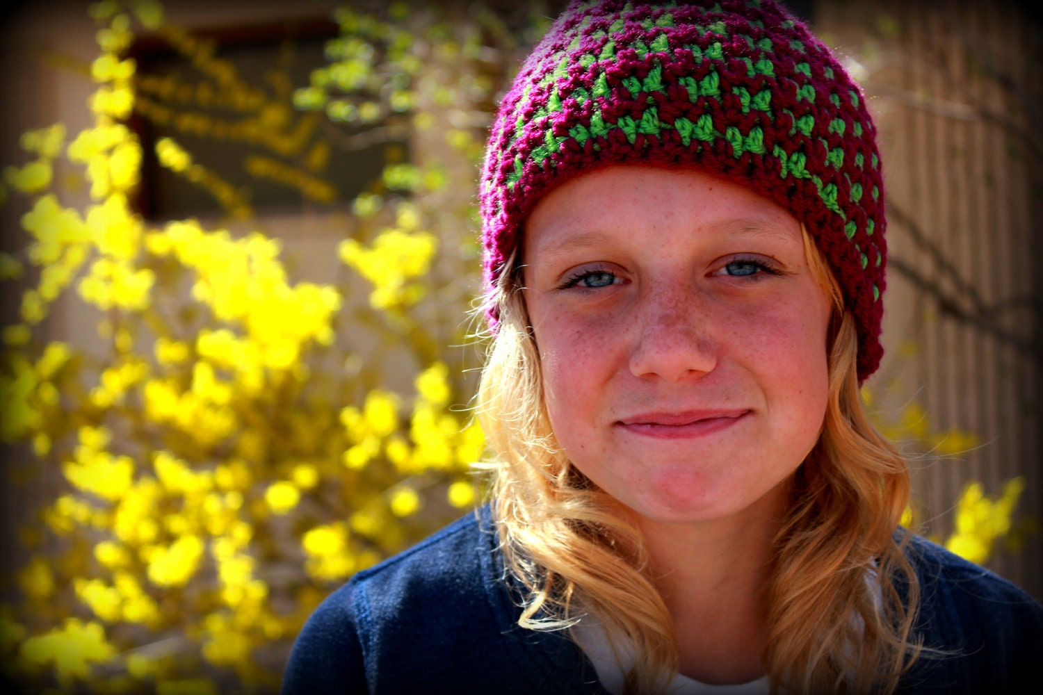 CROCHET HAT PATTERN - Reversible Houndstooth Beanie