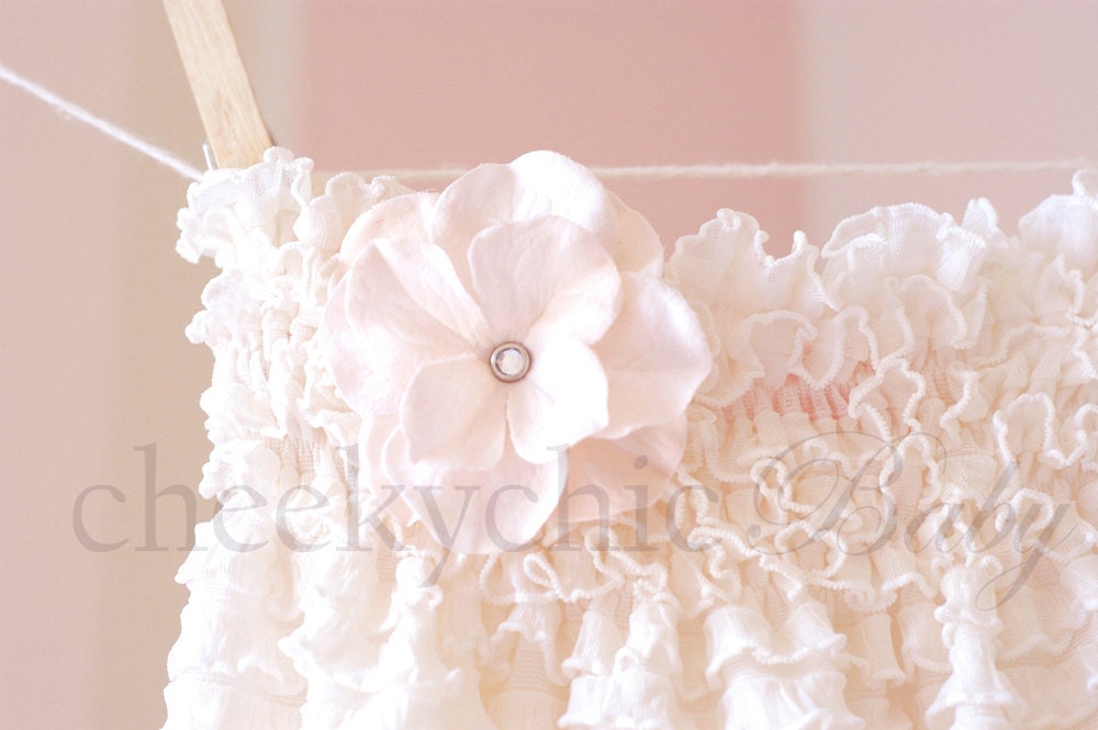 Ruffle Romper IVORY -by Cheeky Chic Baby