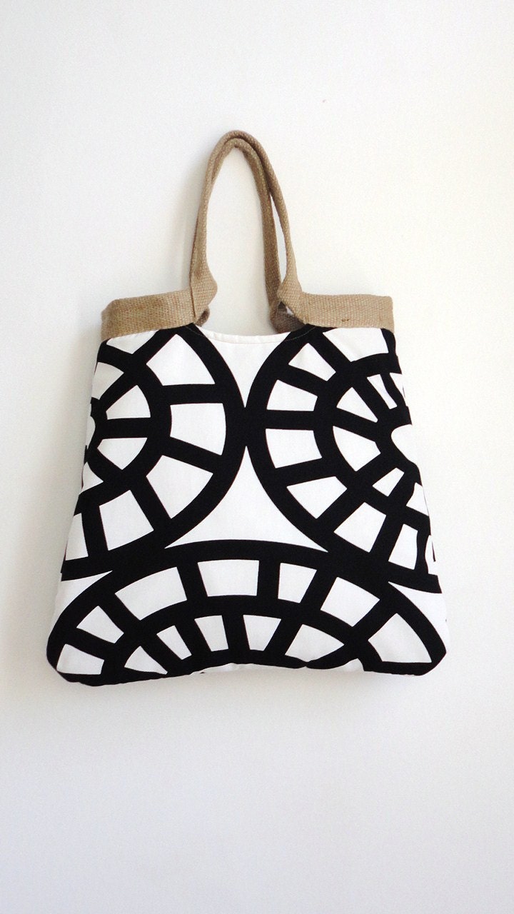 Geometric weekender tote bag