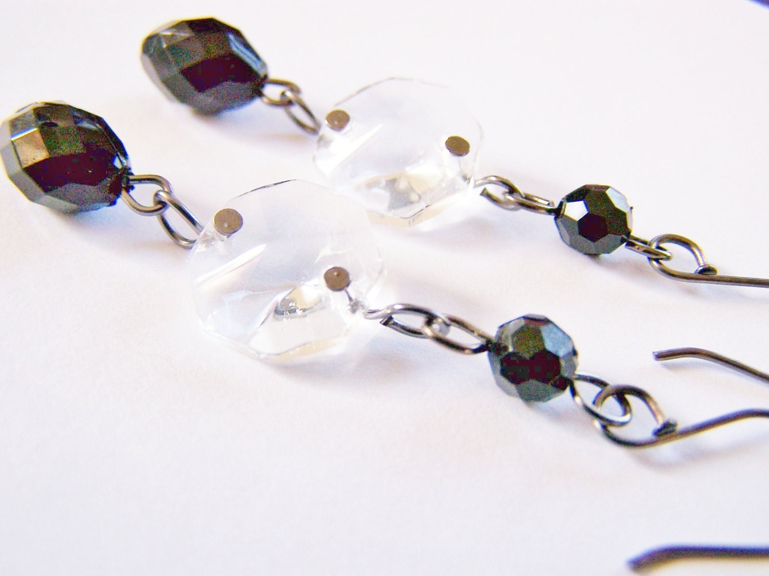 All that Sparkles: Long and Beautiful Sparkling Earrings. Affordable gifts and bridesmaids favors