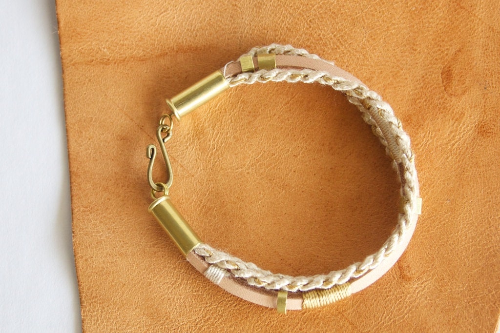 Brass & Ecru Fiber Bracelet - Nebula collection