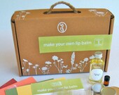 DIY Kit to make organic lip balms