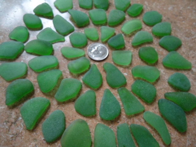 Genuine Beach Sea Glass Surf Tumbled Emerald Green Kelly rare Seaglass Huge 50 pcs A01